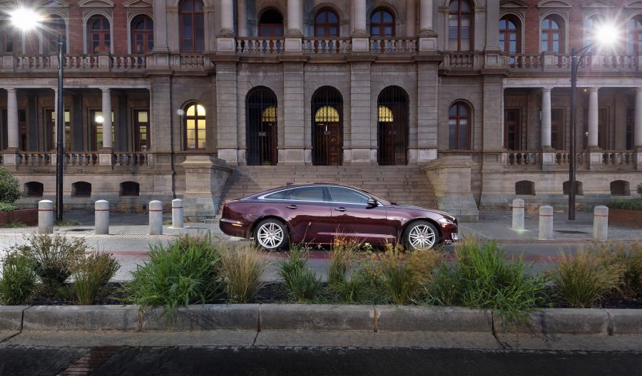  Jaguar XJ50 (X351) 2019 года  (ZA) (фото 8 из 16)